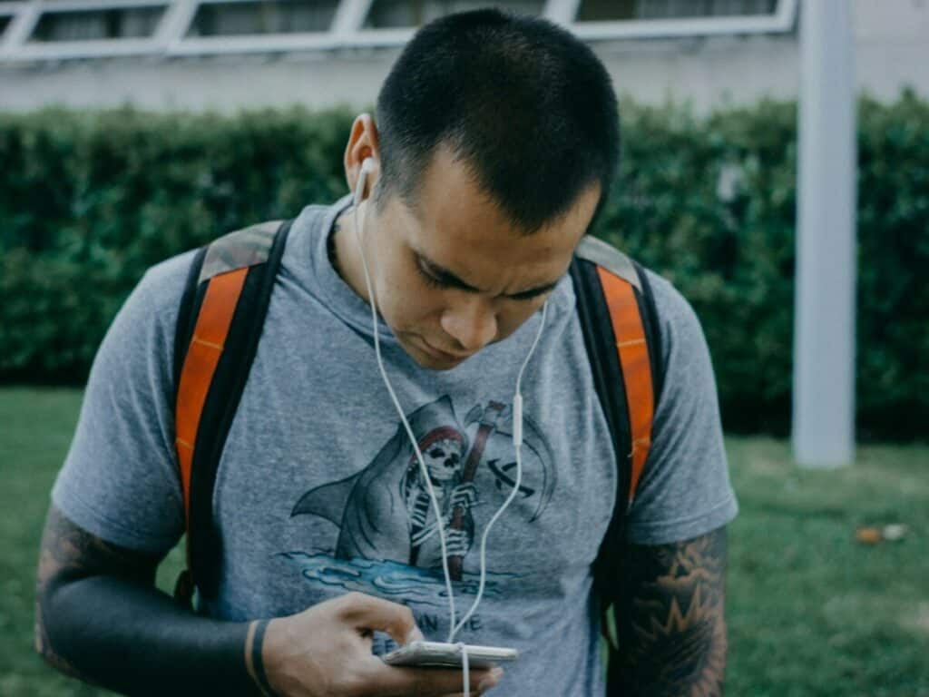Earbuds Can Cause Noise Induced Hearing Loss