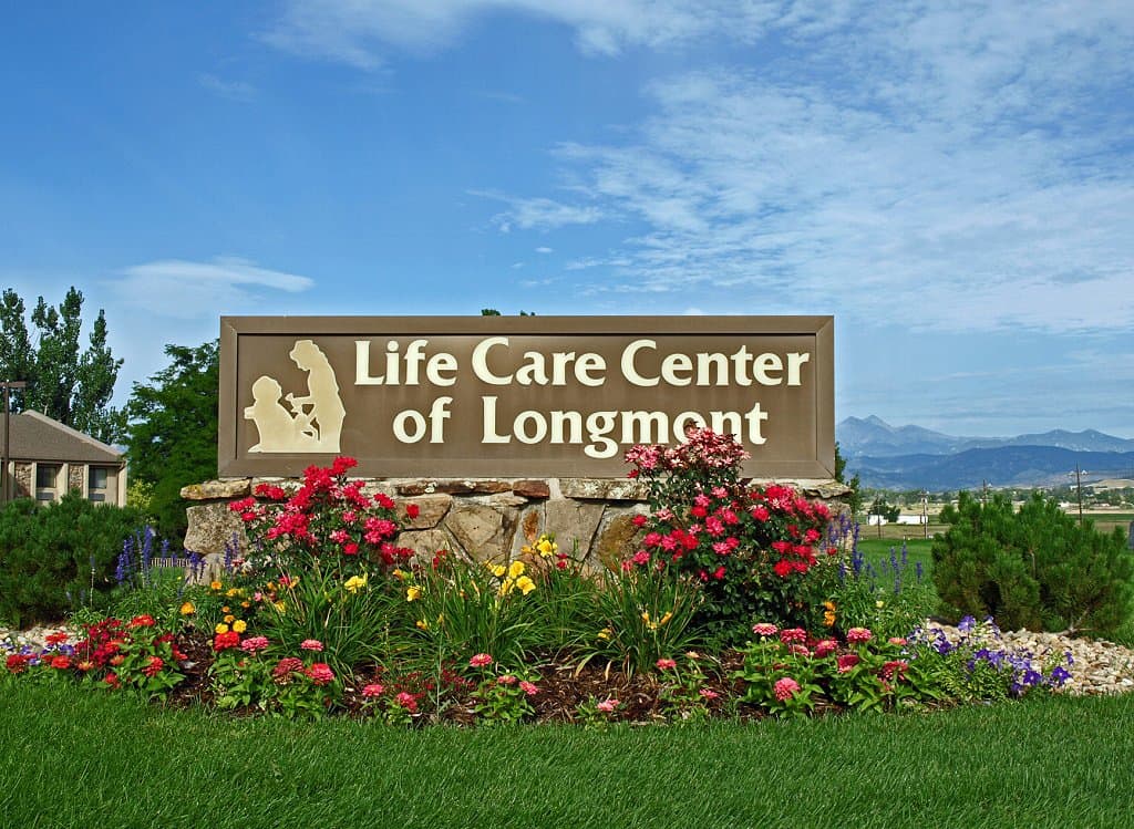 Find Volunteer Opportunities at Longmont Care Centers