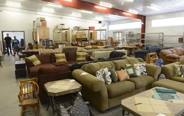 Habitat for Humanity Restore Longmont Thrifting