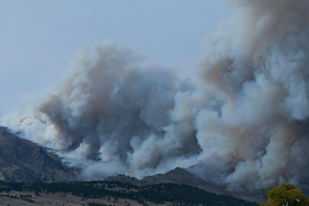 What are the health effects of wildfire smoke in Colorado - Longmont Ledger