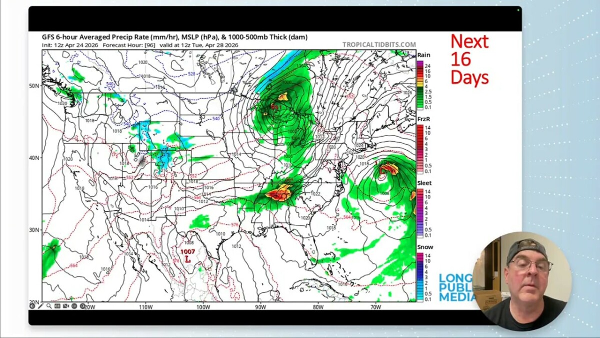 GFS 6-hour averaged precipitation rate map over the central U.S. for a 16-day outlook showing strong precipitation maxima